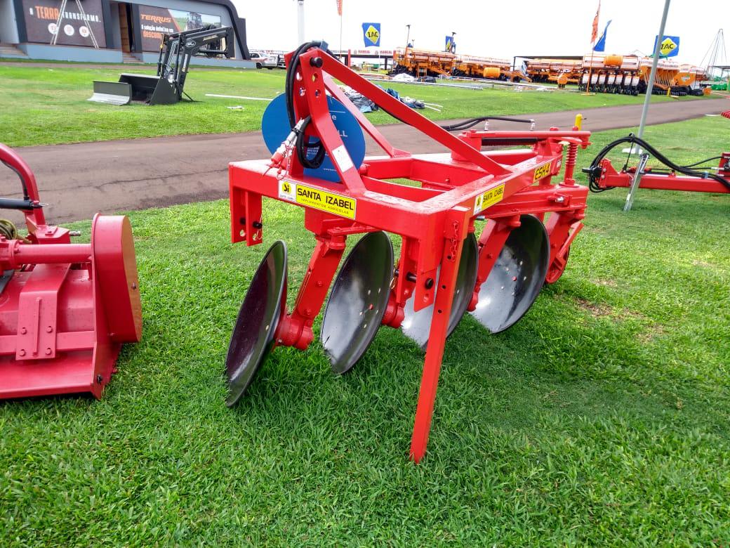 ARADO REVERSÍVEL Marca: SANTA IZABEL (novo) com reversão hidráulica por pistão, Modelo: ESH de 4 discos de 28 polegadas - Imagem 2