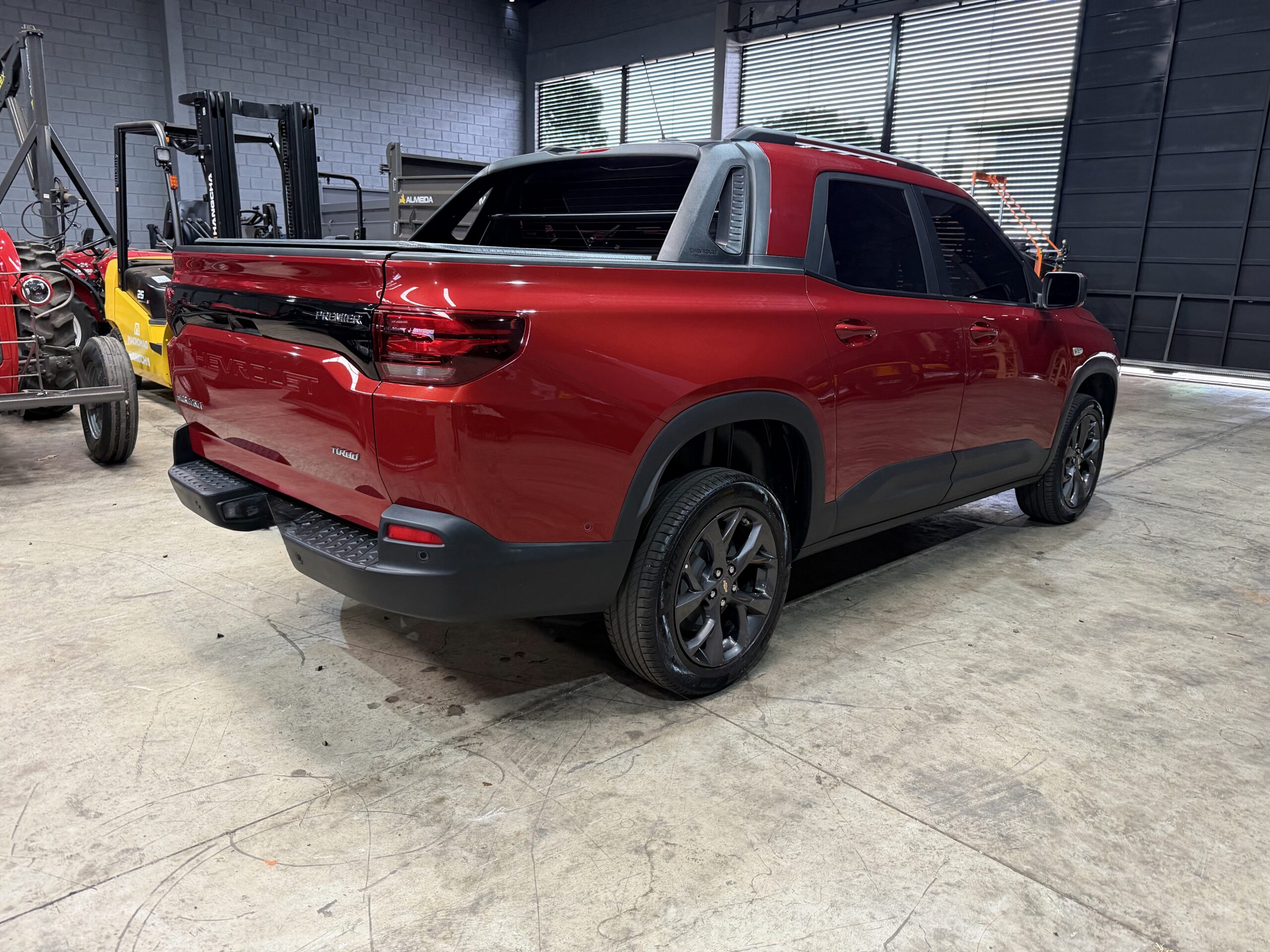 Chevrolet Montana Premier Ano: 2025 câmbio automático - Imagem 12
