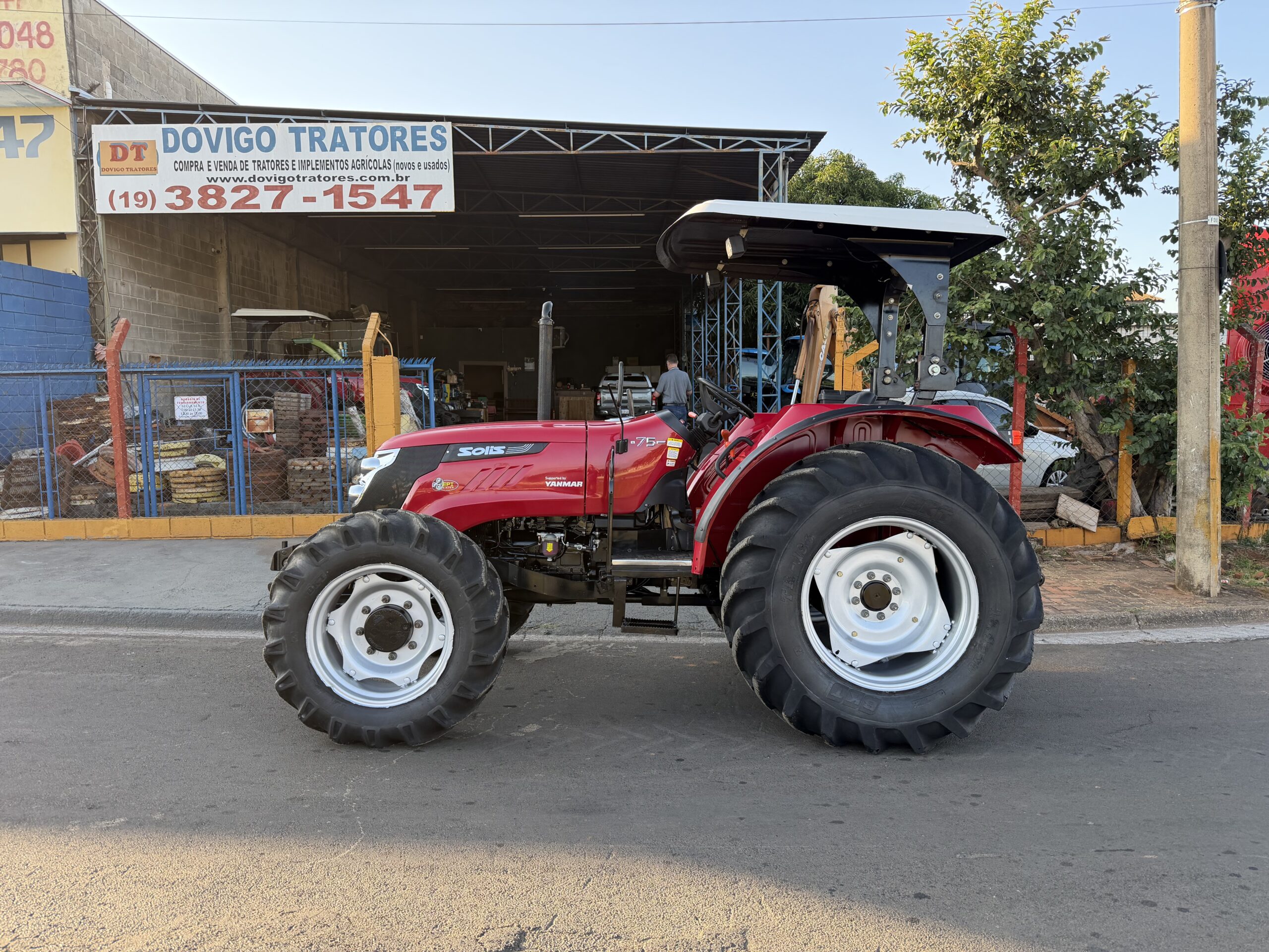 Yanmar Solis 75 4x4 Ano 2022 com Reversor de marchas
