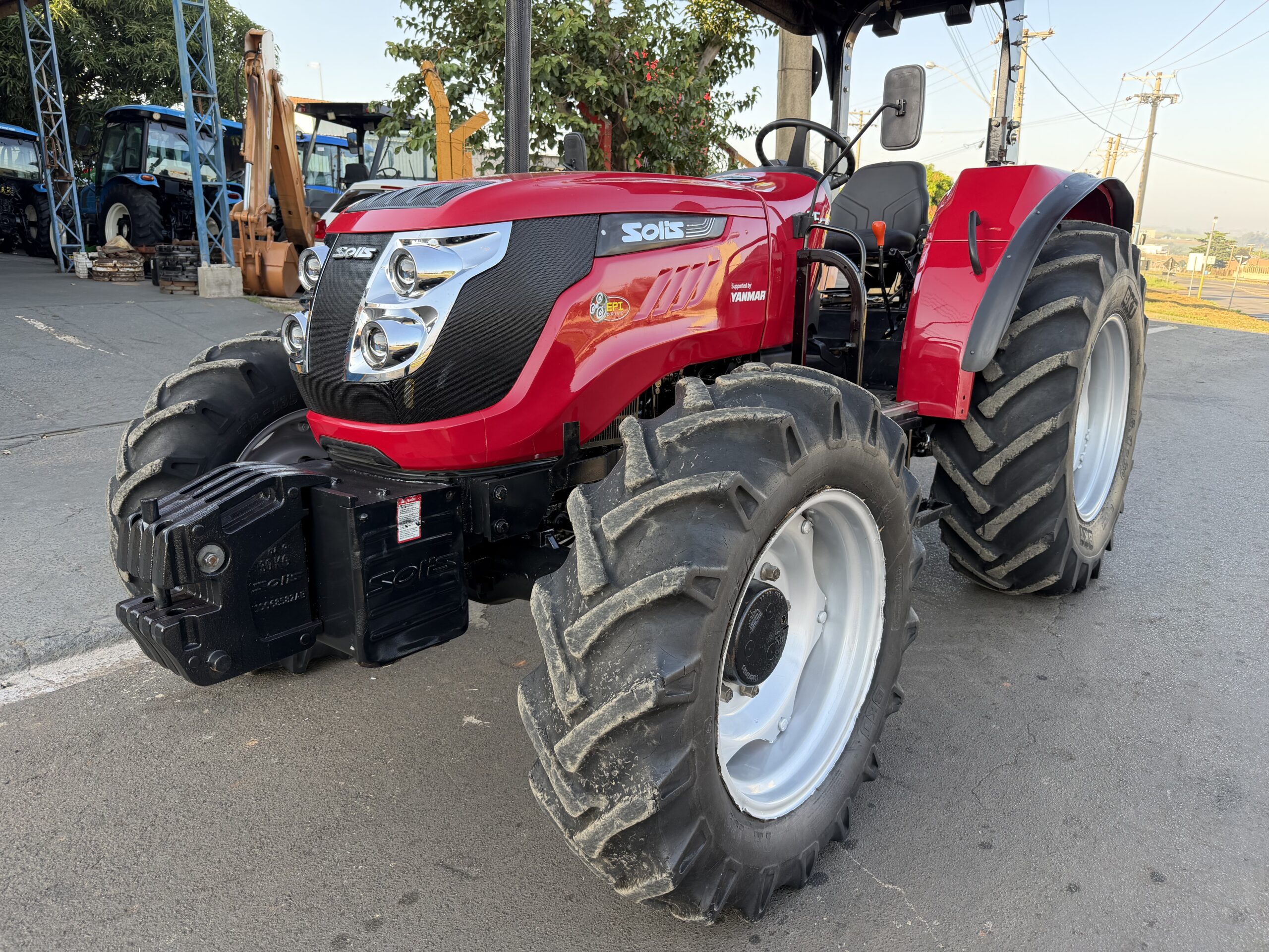 Yanmar Solis 75 4x4 Ano 2022 com Reversor de marchas - Imagem 5