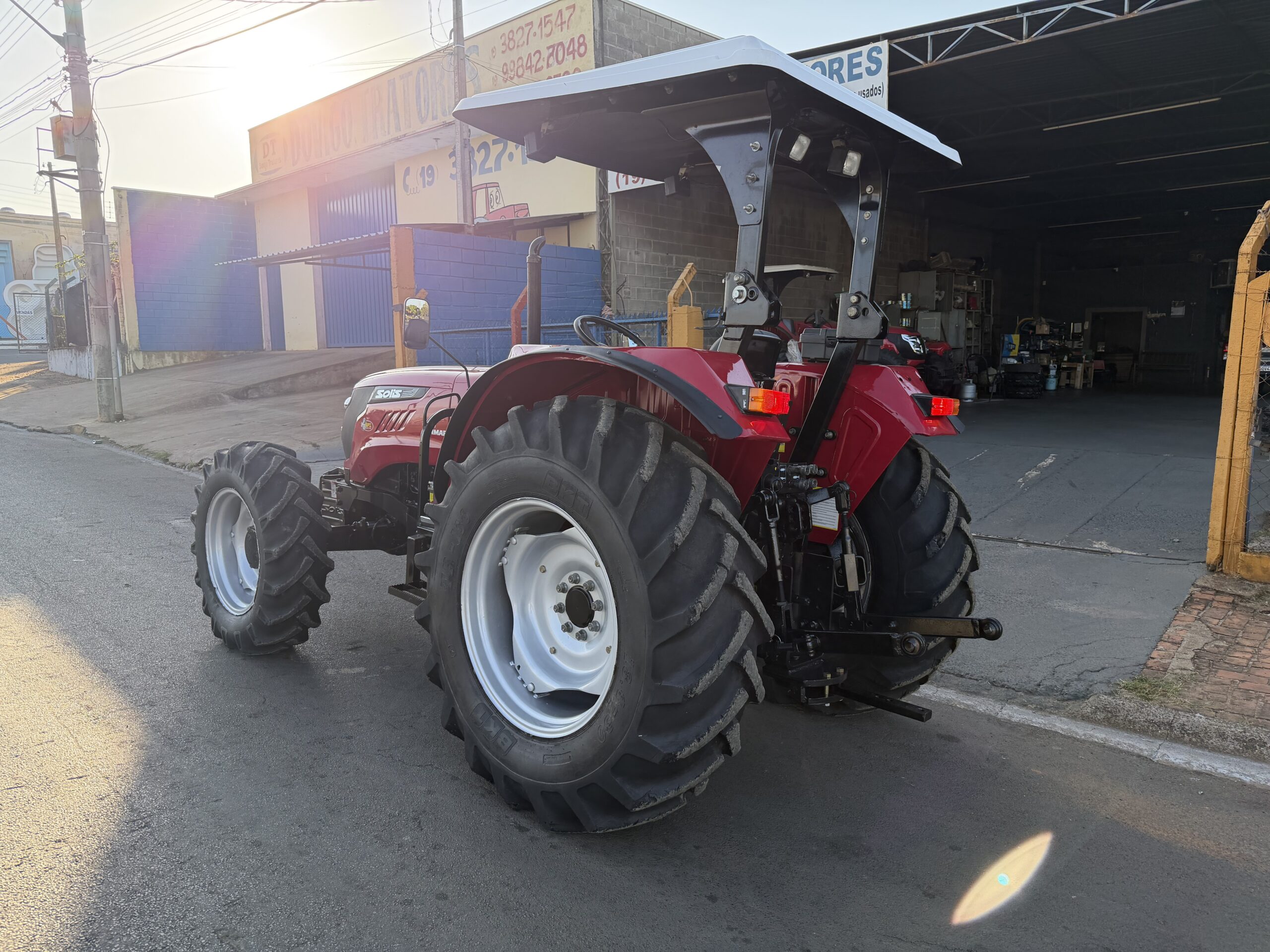 Yanmar Solis 75 4x4 Ano 2022 com Reversor de marchas - Imagem 18