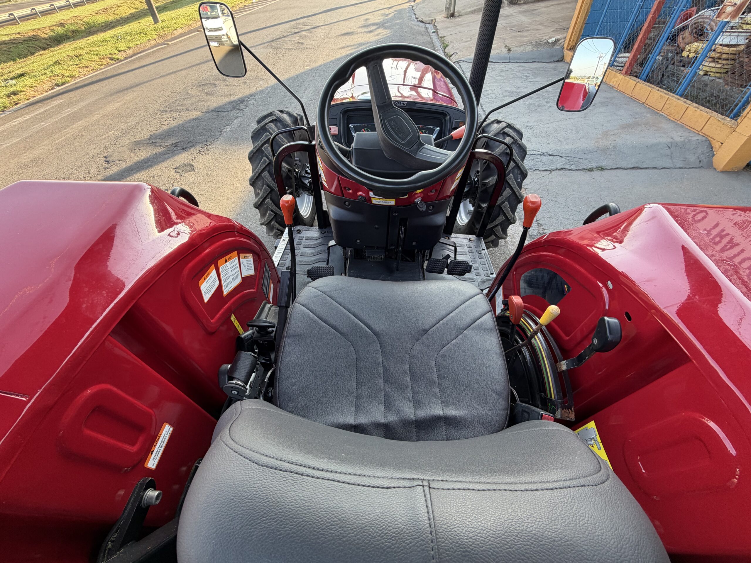 Yanmar Solis 75 4x4 Ano 2022 com Reversor de marchas - Imagem 21