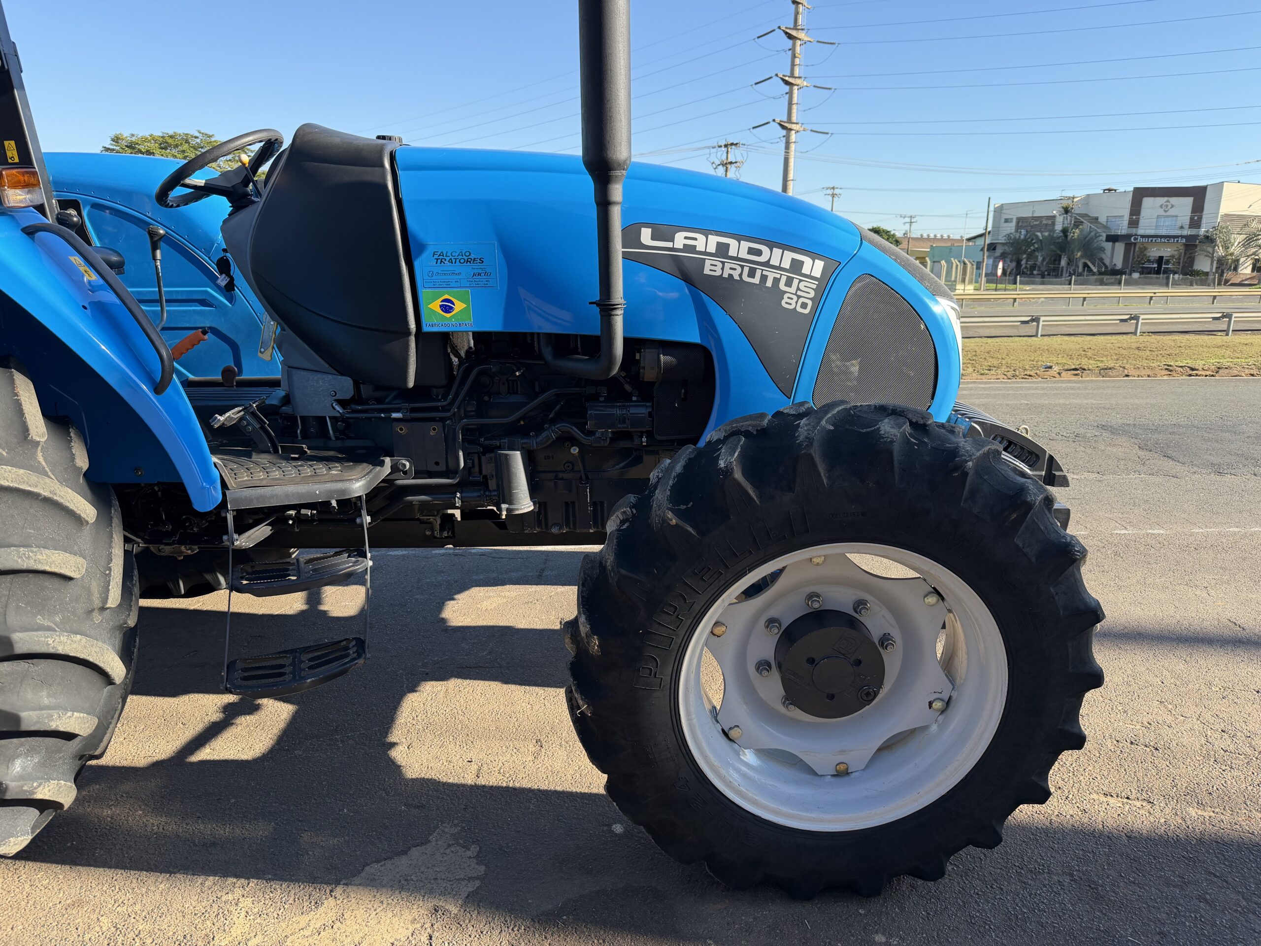 LANDINI BRUTUS 80 4x4 Ano 2023 com redutor de velocidade e Reversor de marchas - Imagem 13