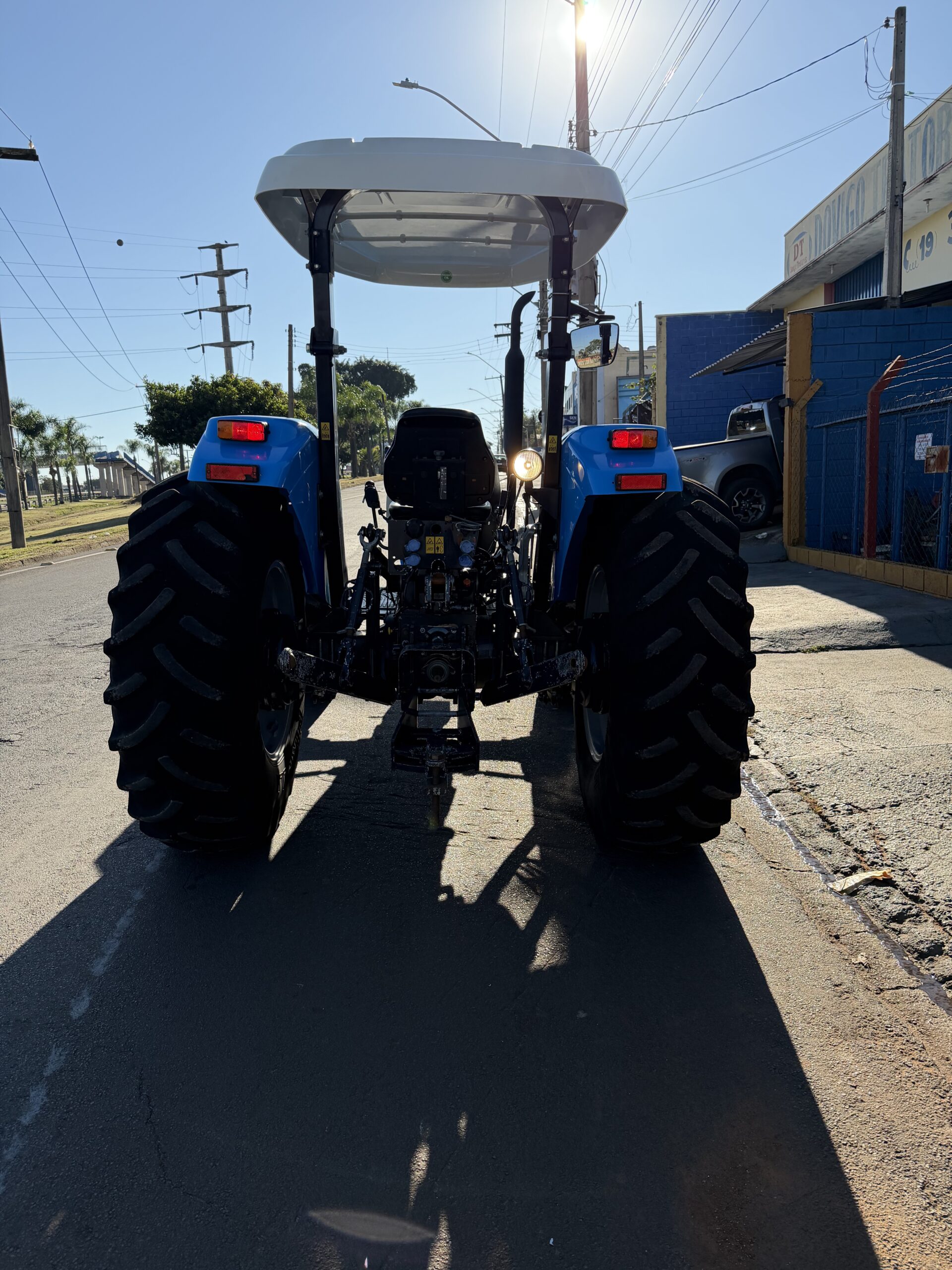 LANDINI BRUTUS 80 4x4 Ano 2023 com redutor de velocidade e Reversor de marchas - Imagem 21