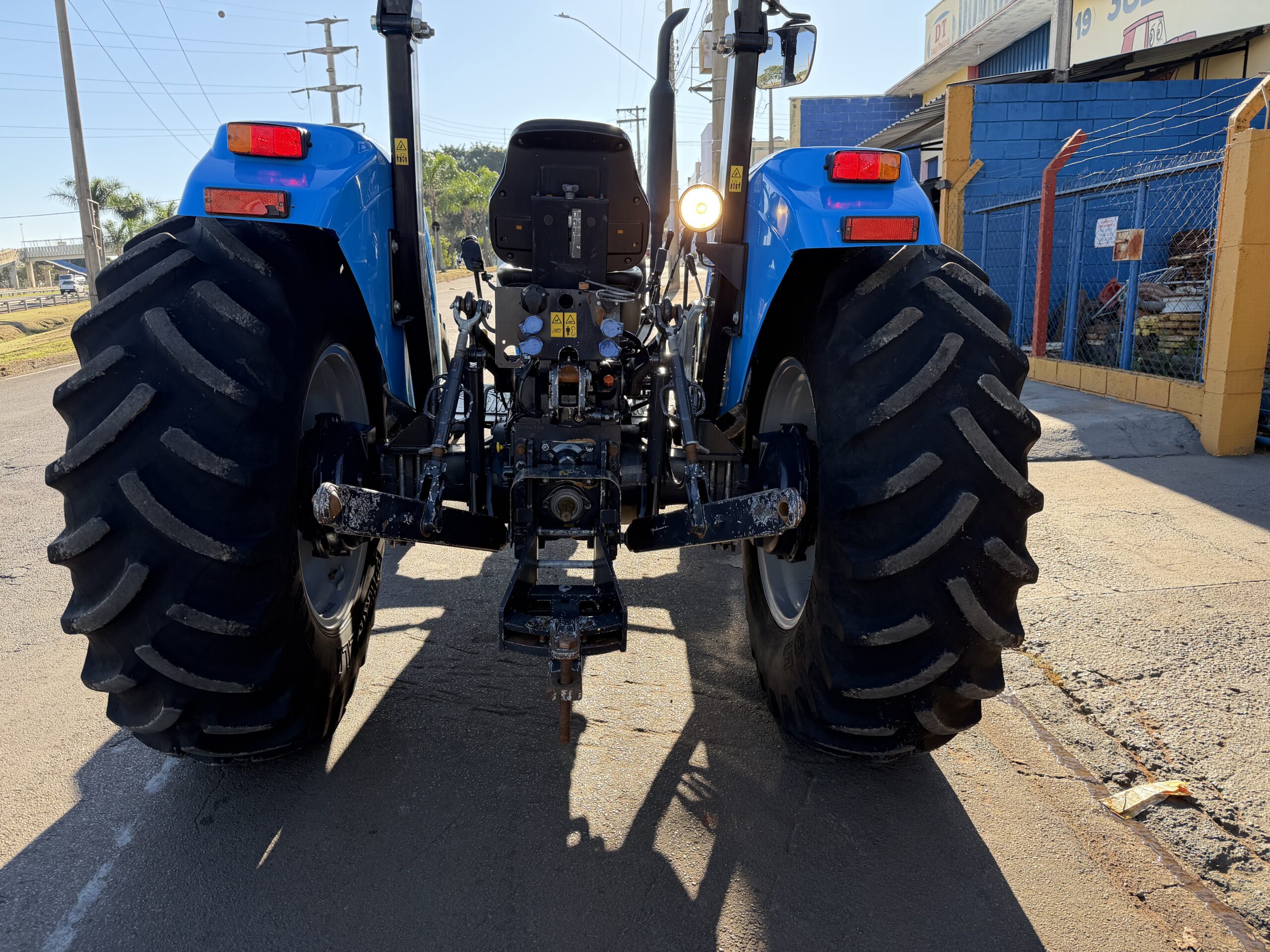 LANDINI BRUTUS 80 4x4 Ano 2023 com redutor de velocidade e Reversor de marchas - Imagem 20