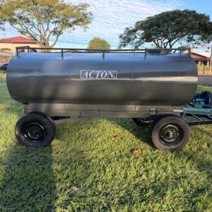 Carreta tanque Marca: Acton, com bomba, Capacidade: 4.200 Litros