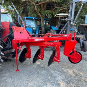 Arado reversível usado Marca: Baldan de 3 discos .