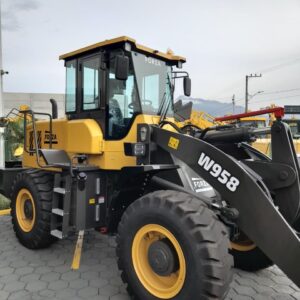Pá Carregadeira (nova) Marca: FORZA Modelo: W958 4x4 linha Premiun, Ano: 2026, Cabinada de fábrica com ar condicionado.