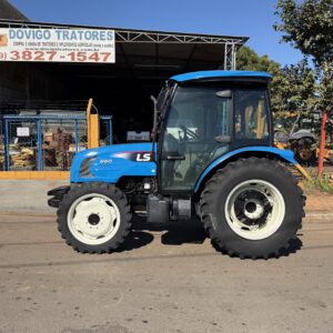 LS Tractor modelo: U60 4x4 Ano 2017, Cod (12), cabinado de fábrica com ar condicionado