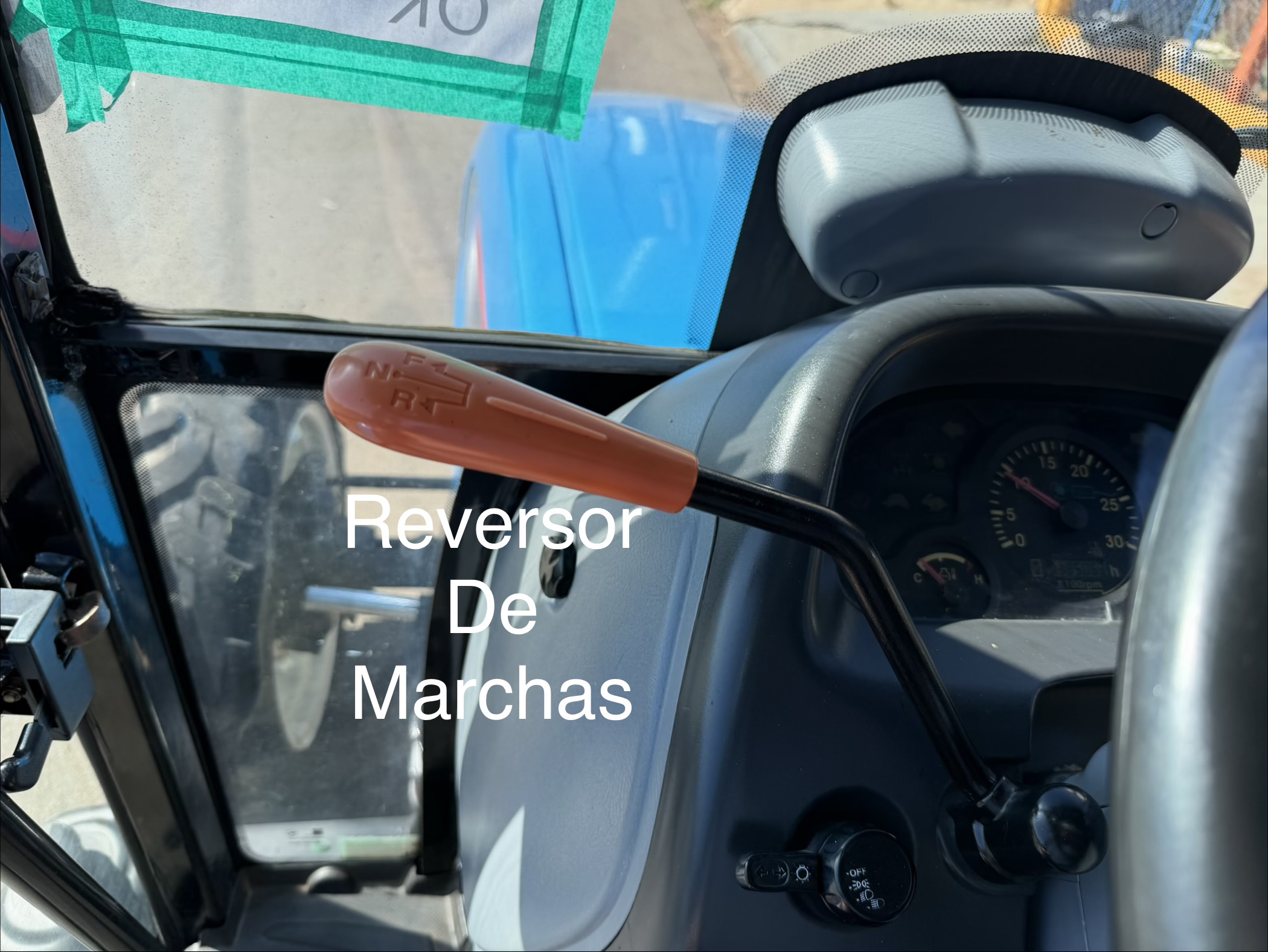 LS Tractor modelo: U60 4x4 Ano 2017, Cod (12), cabinado de fábrica com ar condicionado - Imagem 23