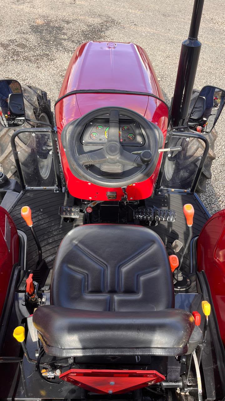 Trator Agrícola novo Marca: PREET Modelo 9049 4x4 com Reversor de marchas. - Imagem 7