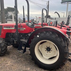 Trator Agrícola novo Marca: PREET Modelo 9049 super/compacto , Cafeeiro, 4x4, com redutor de velocidade e Reversor de marchas.